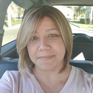 Meet your Posher, Yesenia